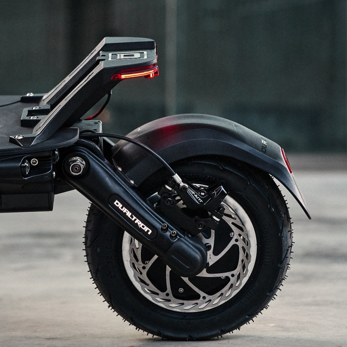 Trottinette Électrique Dualtron Thunder 3 : Puissance et Autonomie